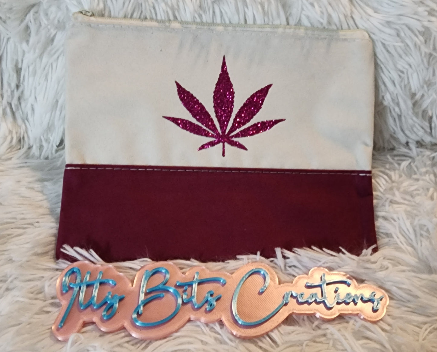 Leaf makeup bag