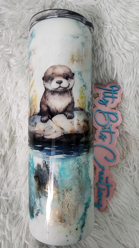 30 oz Marble Otter